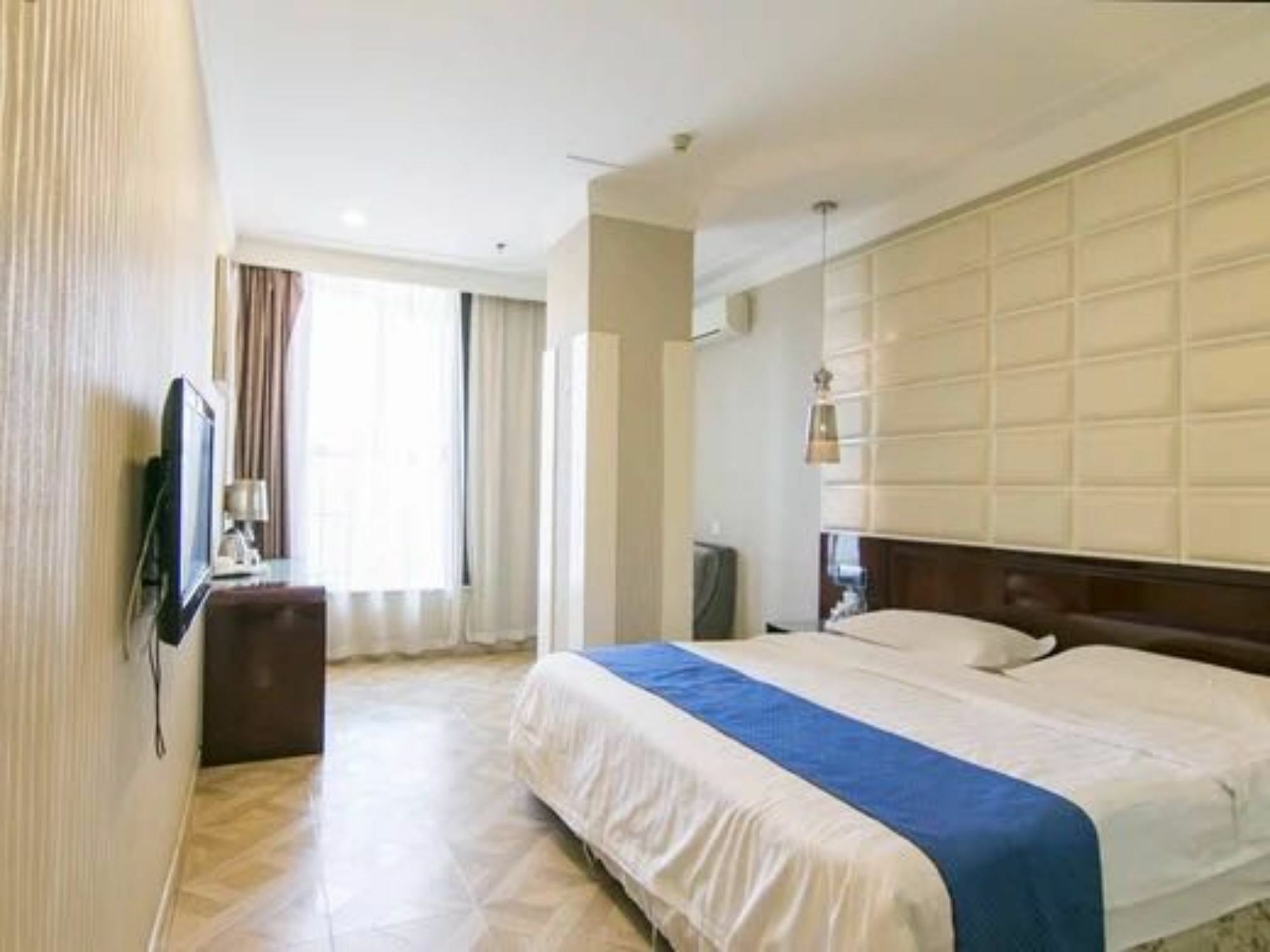 Tianjin Bindao Business Hotel Binhai  Exterior photo
