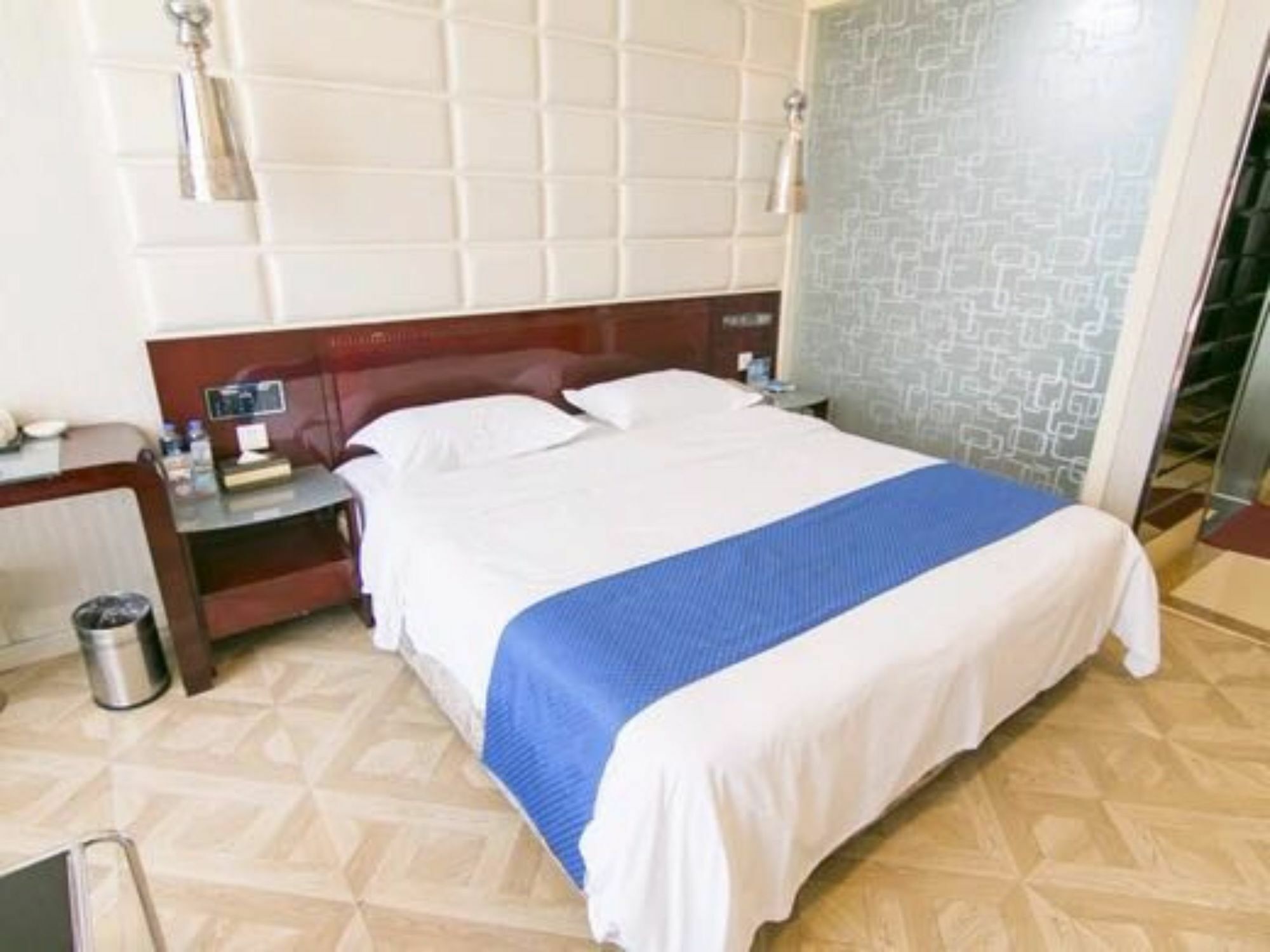 Tianjin Bindao Business Hotel Binhai  Exterior photo